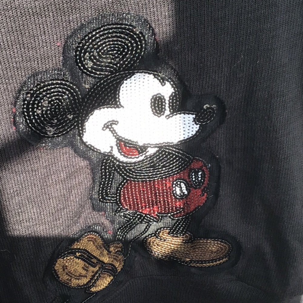 Juniors sweater